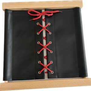 A la découverte des lacets MONTESSORI