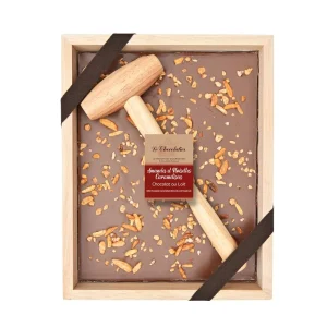 Chocolat au lait amandes noisettes à casser