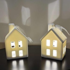 Lot de 2 maisons blanches en céramique éclairées de GmbH (5.5*8*5cm)